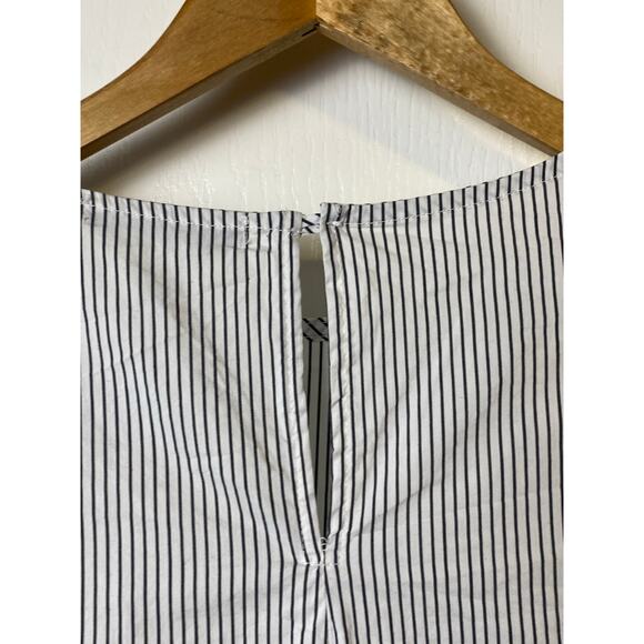 Gibson Poplin White Black Pinstripe Bell Sleeve Blouse Women's Size Small - Picture 6 of 11